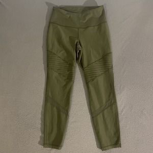 Old Navy Active Leggings Women's Small‎ Pull On Compression Green Fitted